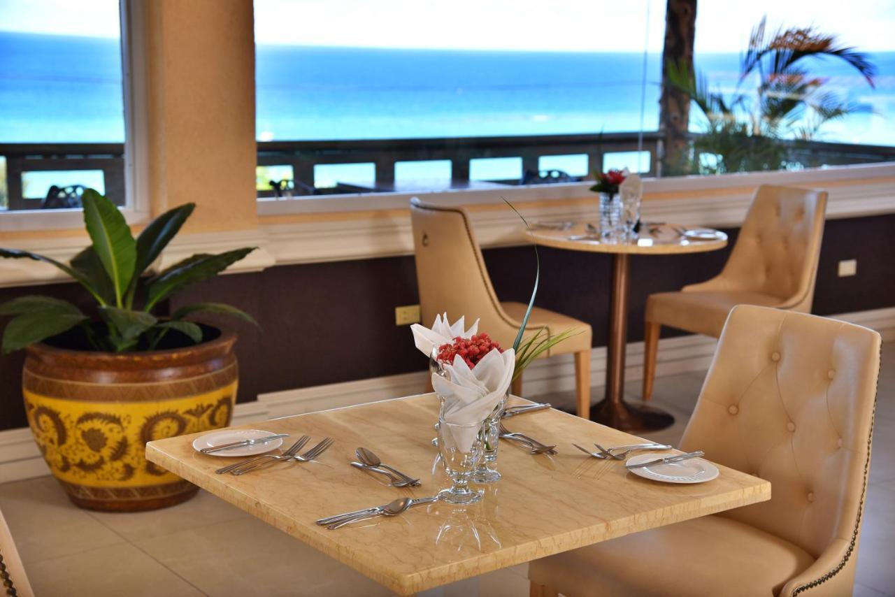 Hotel Grand A View 몬테고 베이 외부 사진