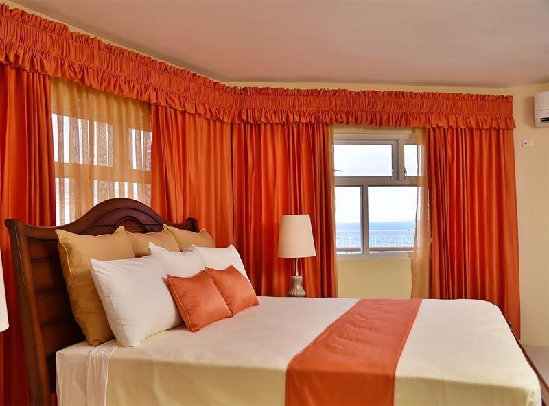Hotel Grand A View 몬테고 베이 외부 사진